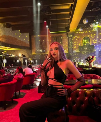 Молодая, игривая и ненасытная. Приглашаю тебя в мир страсти и наслаждения. Гарантирую, что в моих объятиях ты забудешь обо всех проблемах и окунешься в атмосферу наслаждения. 2525, 24 года